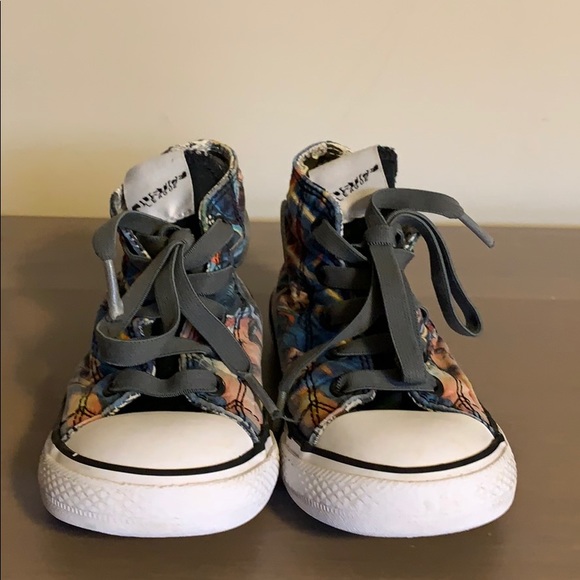 Converse x DC Comics Justice League High Top Sneakers - Boy’s Size 9 - Picture 7 of 15
